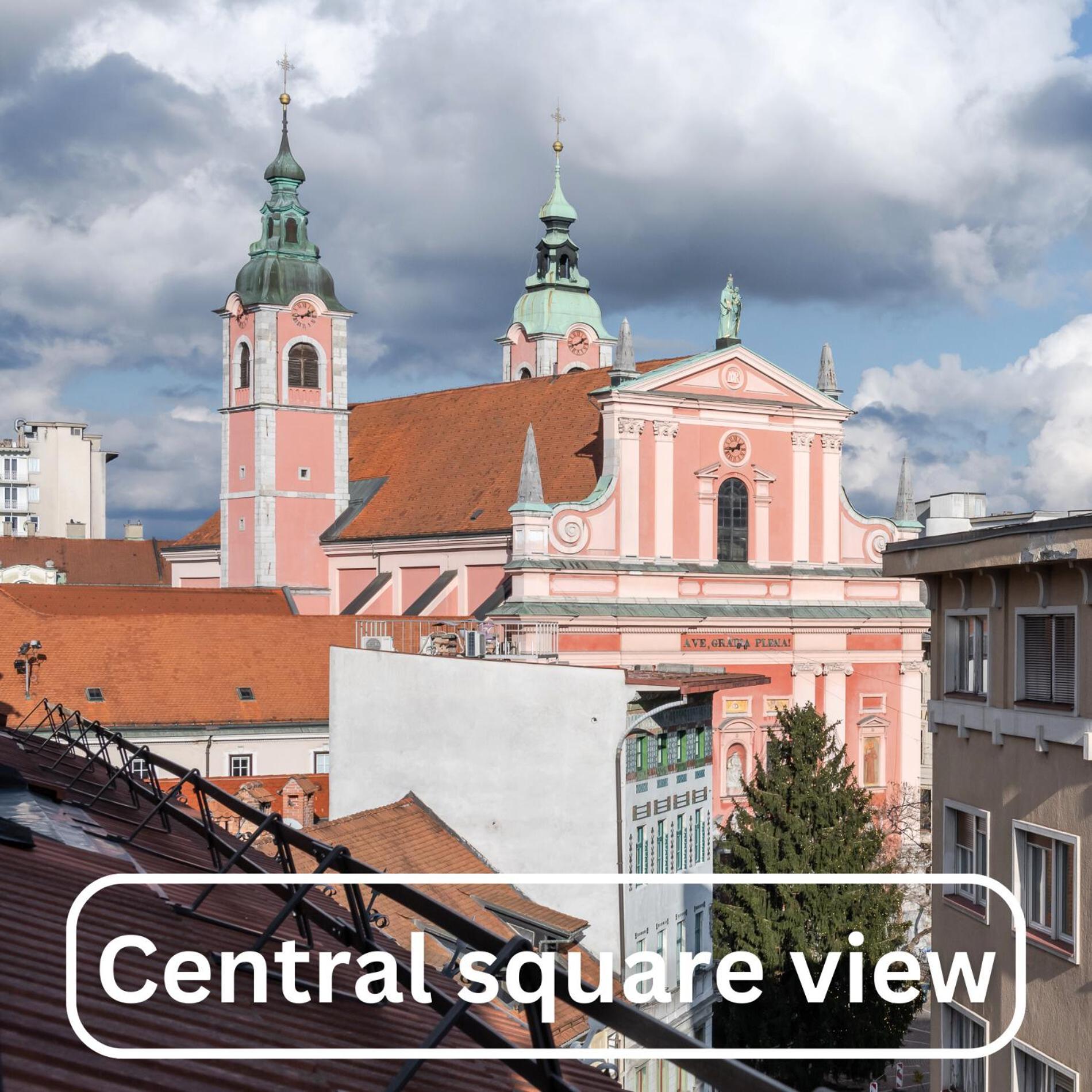 Authentic City Stay Ljubljana Bagian luar foto