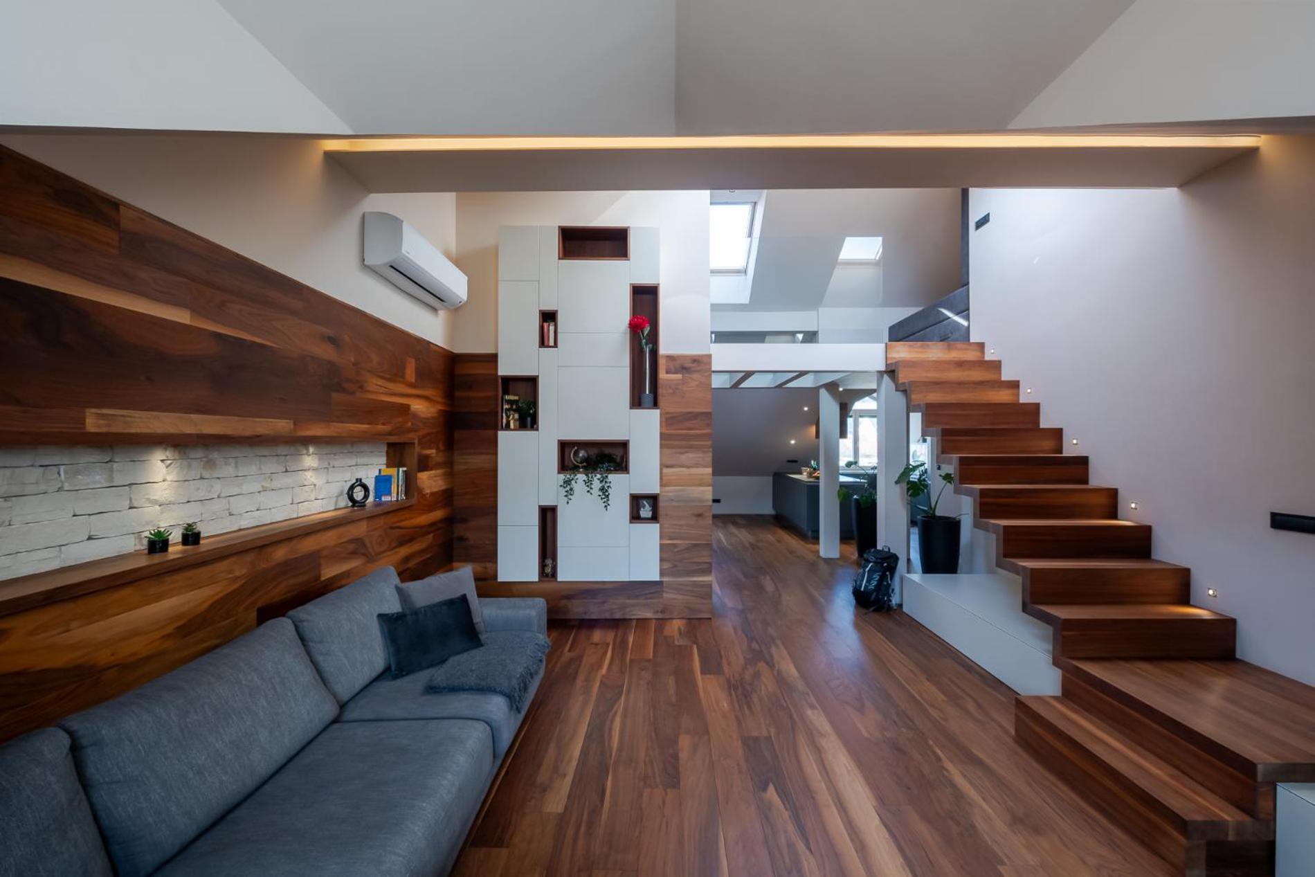 Authentic City Stay Ljubljana Bagian luar foto